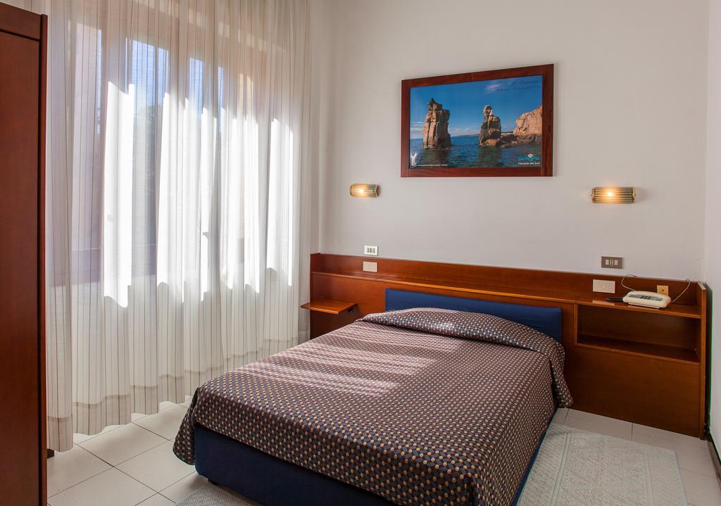 Hotel La Terrazza Cagliari Rum bild