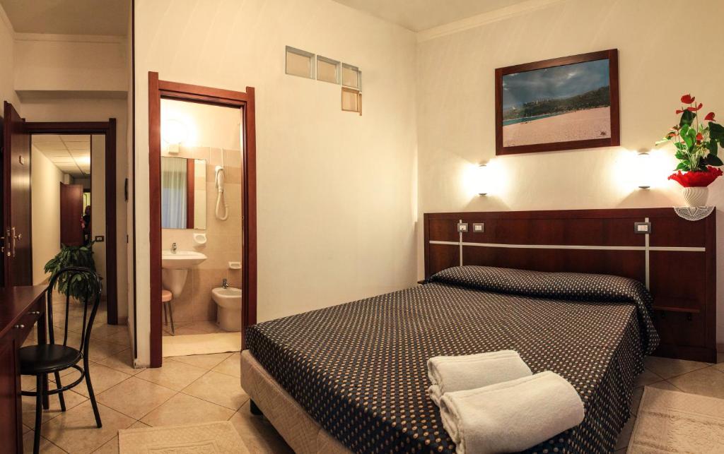 Hotel La Terrazza Cagliari Rum bild