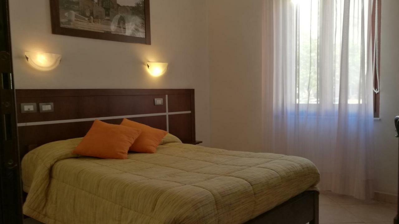 Hotel La Terrazza Cagliari Exteriör bild
