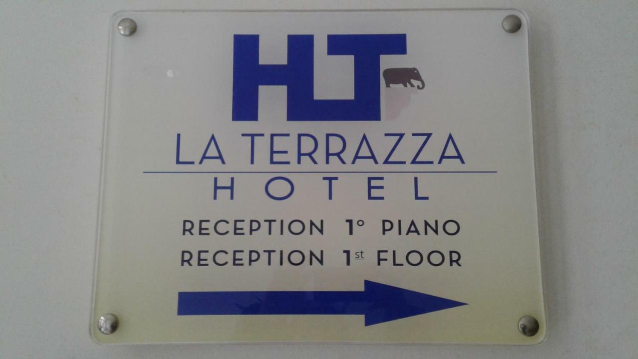 Hotel La Terrazza Cagliari Exteriör bild